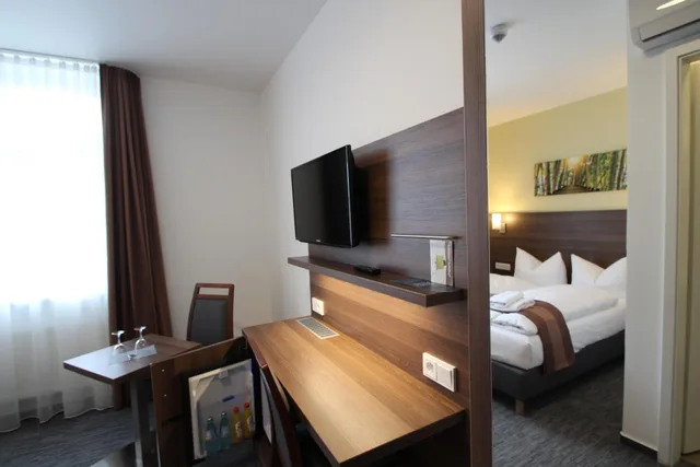 غرفة رباعية بأربعة أسرّة، Goethe Conference Hotel 1/1