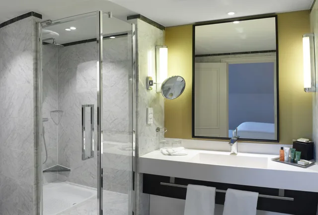 جناح جونيور بسرير كينج، Hilton Brussels Grand Place 3/3