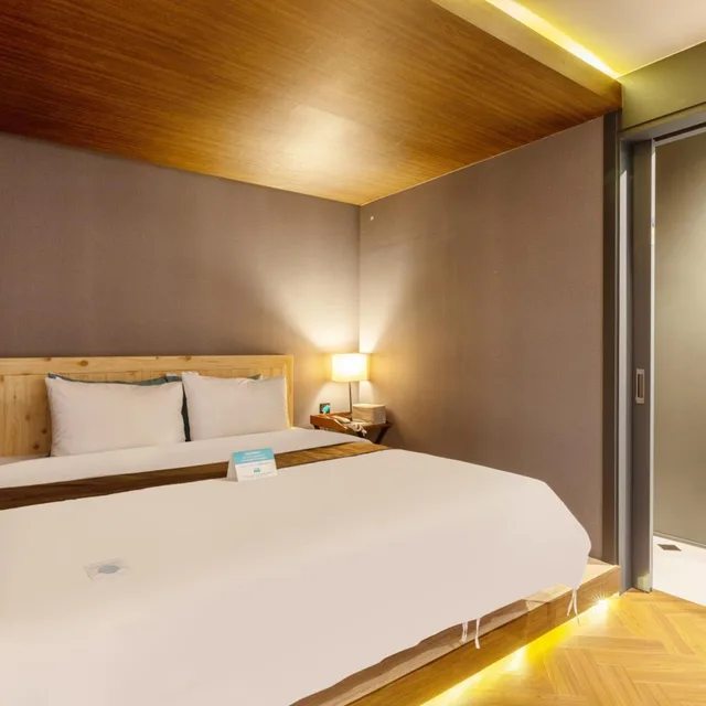 جناح، Sorgente Business Hotel 1/10