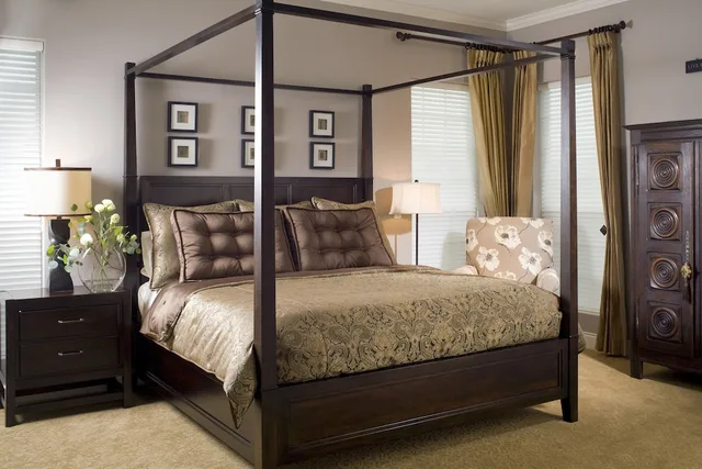 غرفة بسرير كينج بحمام خاص، La Maison In Midtown An Urban Bed And Breakfast 1/1