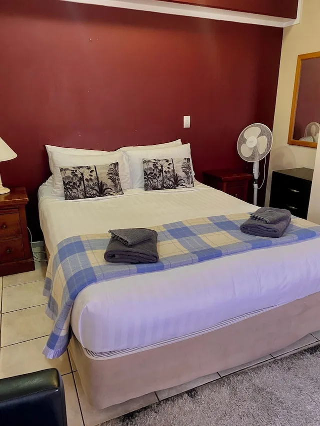 استوديو اقتصادي بسرير كوين، Aldan Lodge Motel 2/6