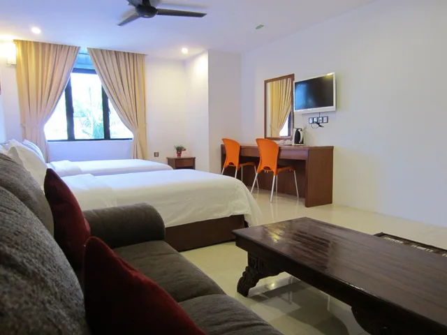 family 2، Ag Hotel Penang 2/2