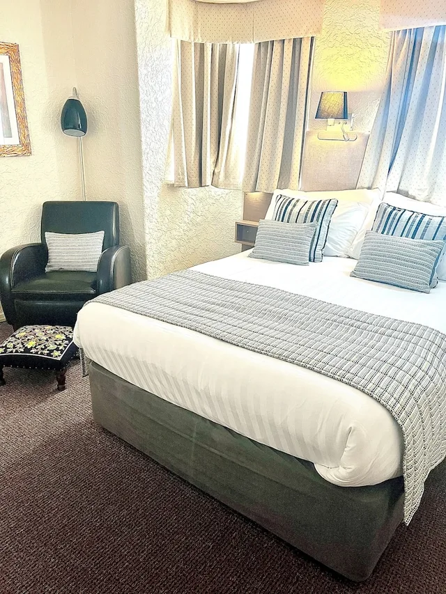 غرفة بسرير مزدوج، Clifton Court Metro Hotel 4/6