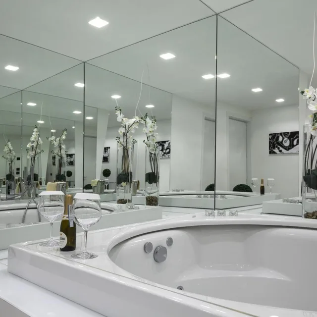 جناح بسرير كينج بجاكوزي، LHP Napoli Palace and Spa 6/7