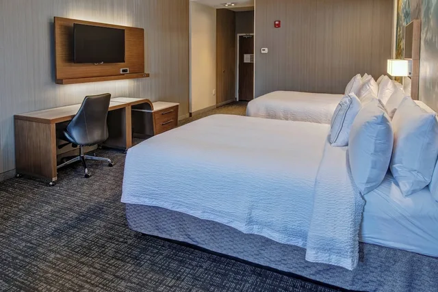 غرفة بسريرين كوين مع أريكة، Courtyard Austin Northwest Lakeline 2/2