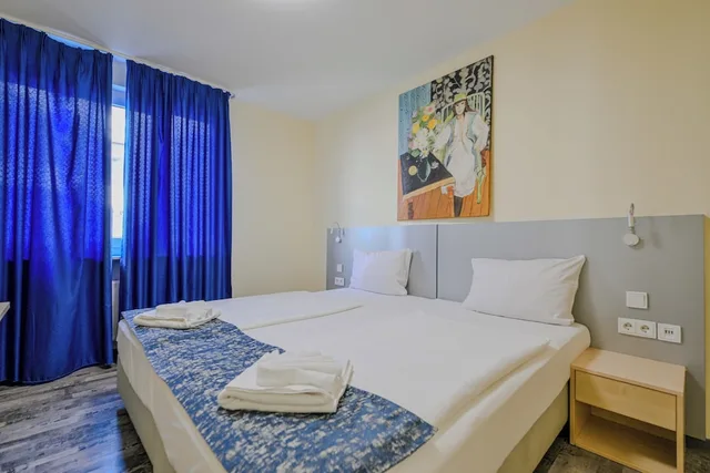 غرفة سوبيريور بسرير كوين، Hotel Munchner Hof 1/10