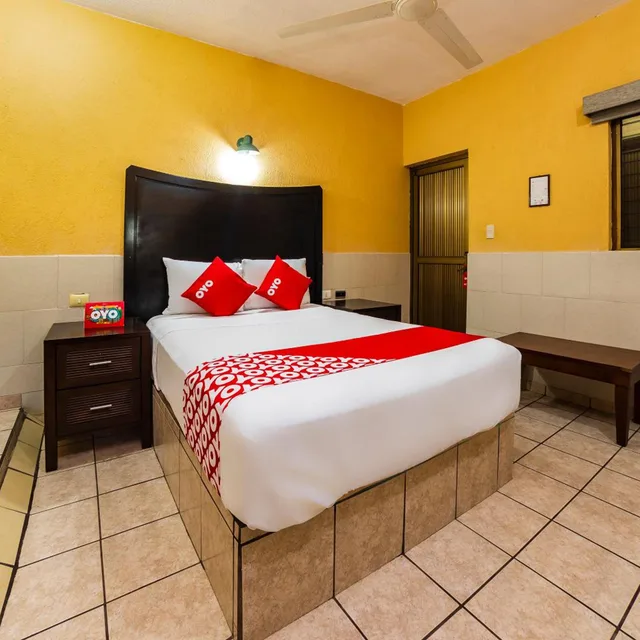 Standard, Hotel San Marcos 5/10