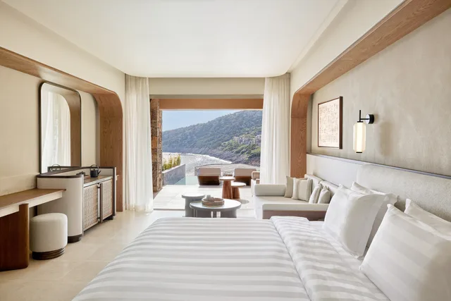 Collection, Junior Suite, Private Pool، Daios Cove 2/4