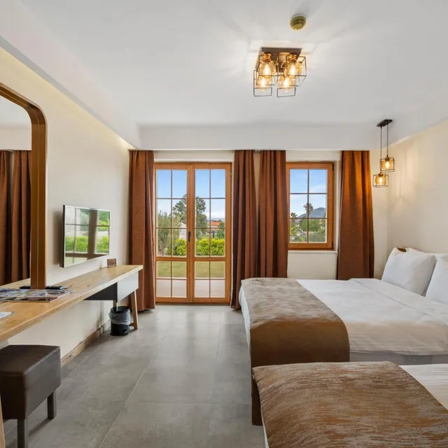 غرفة قياسية ثلاثية، Zeyt Inn Hotel 4/10