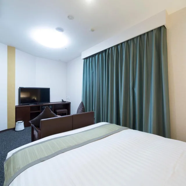 غرفة بسرير كينج وسرير كوين، Myojin no Yu Dormy Inn Premium Kanda 3/10