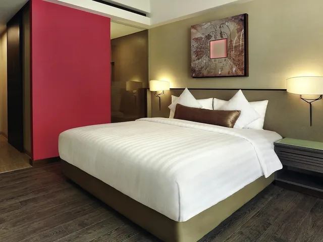 غرفة سوبيريور بسرير كينج، MERCURE BALI LEGIAN 1/7