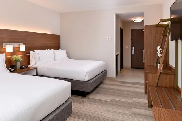جناح بسريرين كوين لذوي الإعاقة، Holiday Inn Express And Suites Salem 1/7