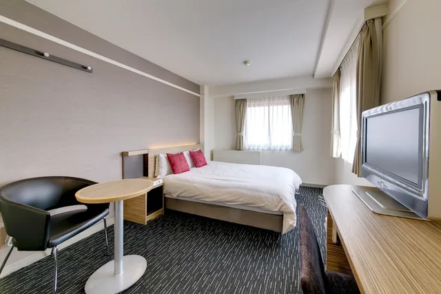 غرفة بسرير مزدوج، Plaza Hotel Toyota 1/2