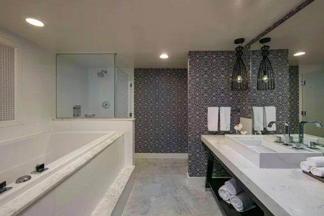 جناح بسرير كينج بغرفة نوم واحدة، The Royal Sonesta Washington DC Dupont Circle 1/1
