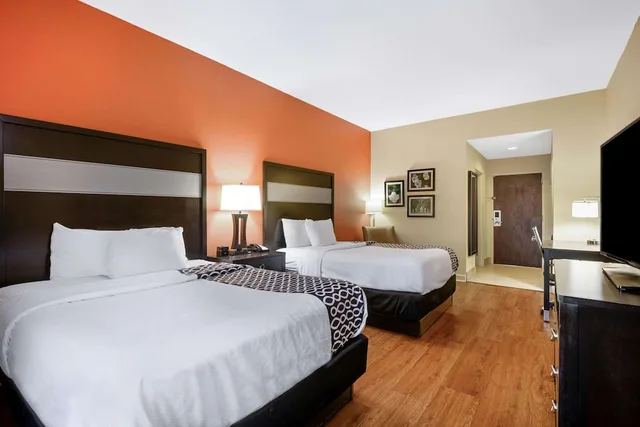 غرفة بسريرين كوين، La Quinta Inn and Suites by Wyndham Florence 4/9