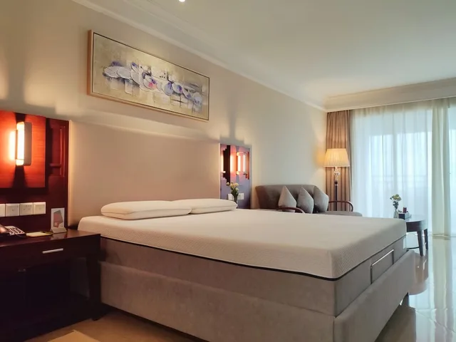 Room, King Bed, Sunrise Sleeper View, Ocean View، Wyndham Garden Wenchang Nanguo 3/6