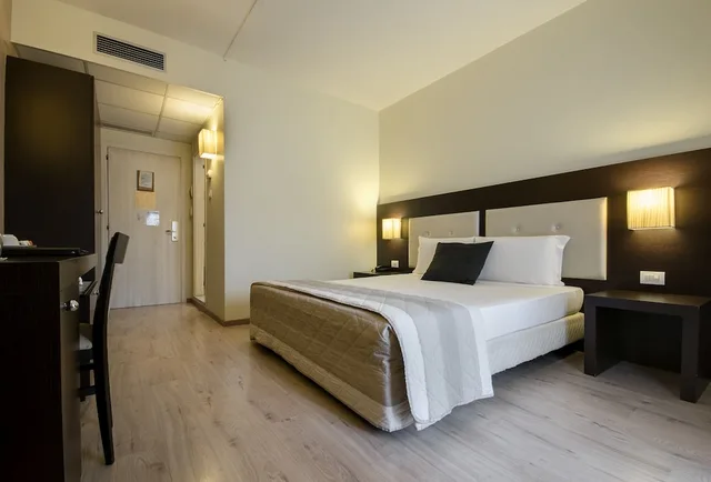 غرفة سوبيريور مفردة بسرير مزدوج، Executive Siena 1/3