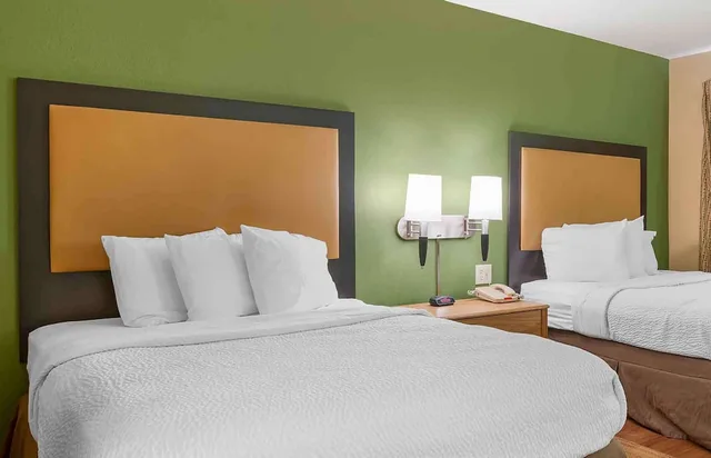 2 Full Beds - Non-Smoking, Kitchen، Studio 6 Extended Stay Fishkill Route 9 NY 4/7