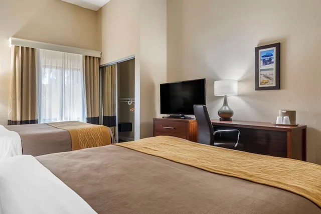 غرفة قياسية بسريرين كوين، Comfort Inn & Suites Fort Walton Beach - Destin West 8/10