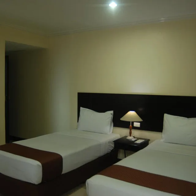 Room, Triple, Golden Peak Hotel and Suites powered by Cocotel 5/10