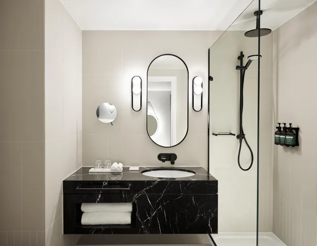 غرفة بسرير كينج بإطلالة على المتنزه، Hyatt Regency London Stratford 8/8