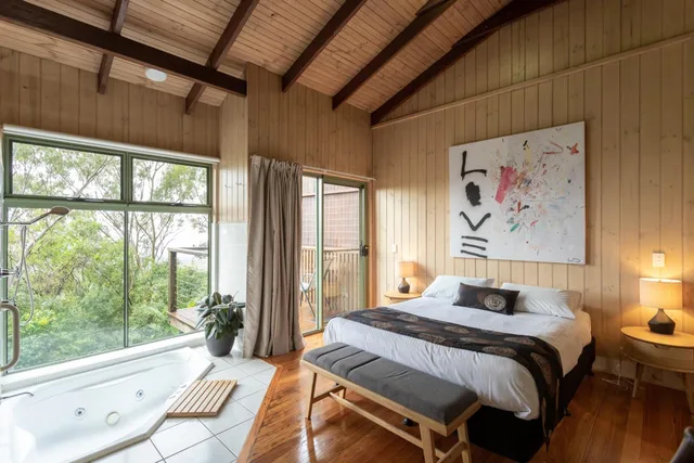 1 Bedroom, Tree House، TREETOPS SEAVIEW MONTVILLE 1/3
