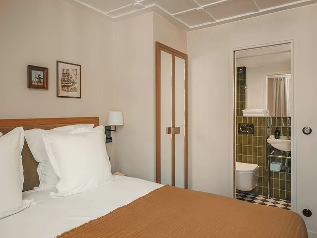 غرفة كلاسيكية بسرير مزدوج، Hotel du Savoir 3/5