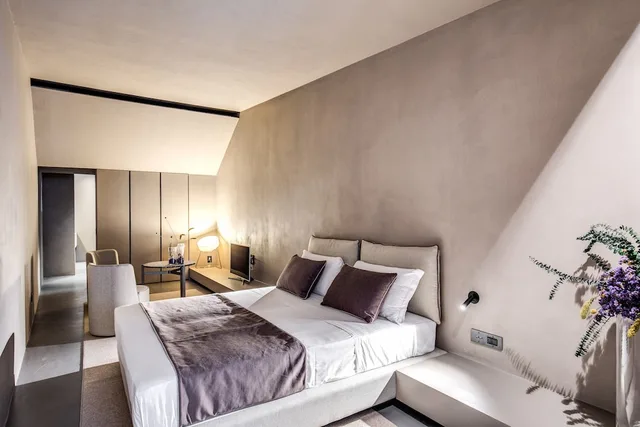 غرفة بريميوم ثلاثية بسرير كوين وسرير فردي، Elysium Suites Collection 4/8