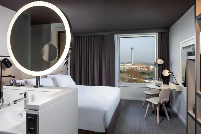 غرفة قياسية بسرير كينج، Innside Paris Charles De Gaulle Airport 3/7
