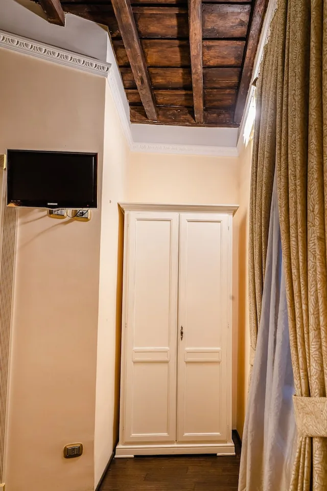 غرفة قياسية بسرير مزدوج، Locanda Del Sole 3/7