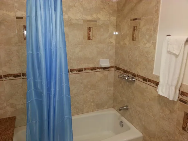غرفة بسريرين مزدوجين، Tower Motel Long Beach 7/10