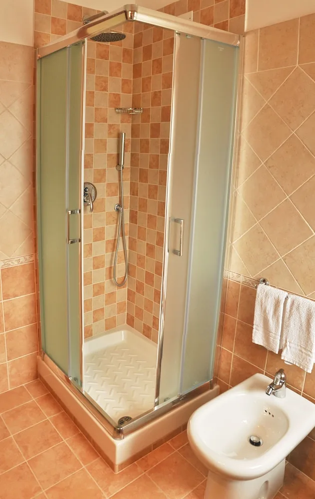 غرفة كلاسيكية بسرير مزدوج، Hotel Dei Pini 3/3