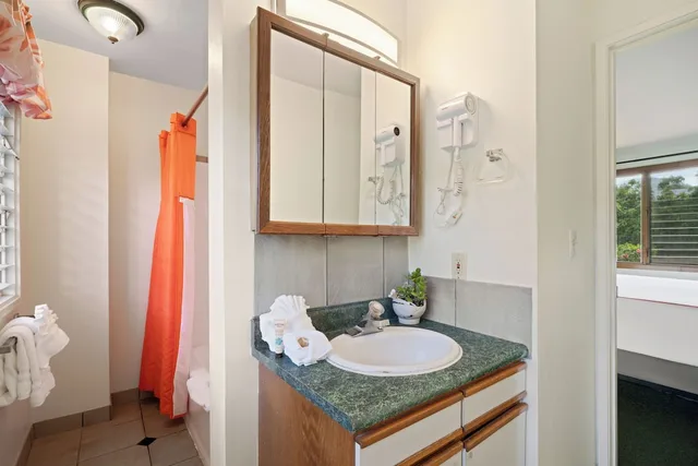 Lanai, Standard, Queen Bed، Kauai Inn 8/9