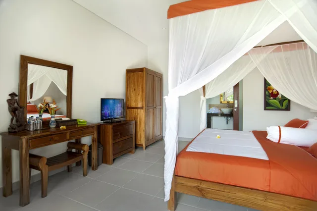 فيلا عائلية بسريرين منفصلين وسريرين كينج بإطلالة على المسبح بـ5 غرف نوم بمسبح خاص، Villa Yenian 1/10