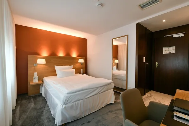 غرفة كومفورت مفردة، Hotel Adler Asperg 3/5