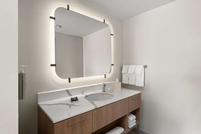 جناح بسرير كينج وسريرين كوين بغرفتي نوم، Homewood Suites by Hilton West Palm Beach 12/12