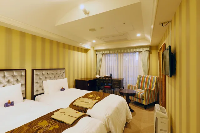 غرفة قياسية بسريرين منفصلين بشرفة، Hotel Königs Krone Kobe 1/9