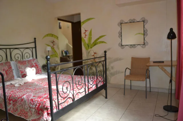 Family, Triple, 1 Queen and 1 Single Bed, The Balboa Inn Bed Breakfast 5/10