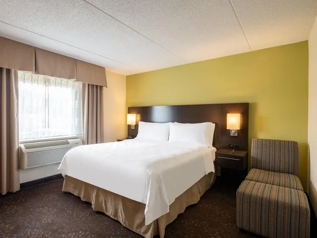 جناح بغرفة نوم واحدة لذوي الإعاقة، Holiday Inn Greensboro Coliseum 1/3