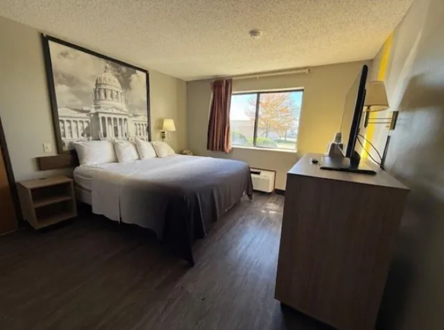 غرفة بسرير كينج لذوي الإعاقة، Days Inn & Suites by Wyndham Colorado City/I-20 1/1