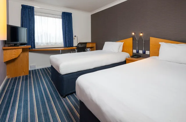 غرفة بسريرين منفصلين، Holiday Inn Express Birmingham - Snow Hill 2/3