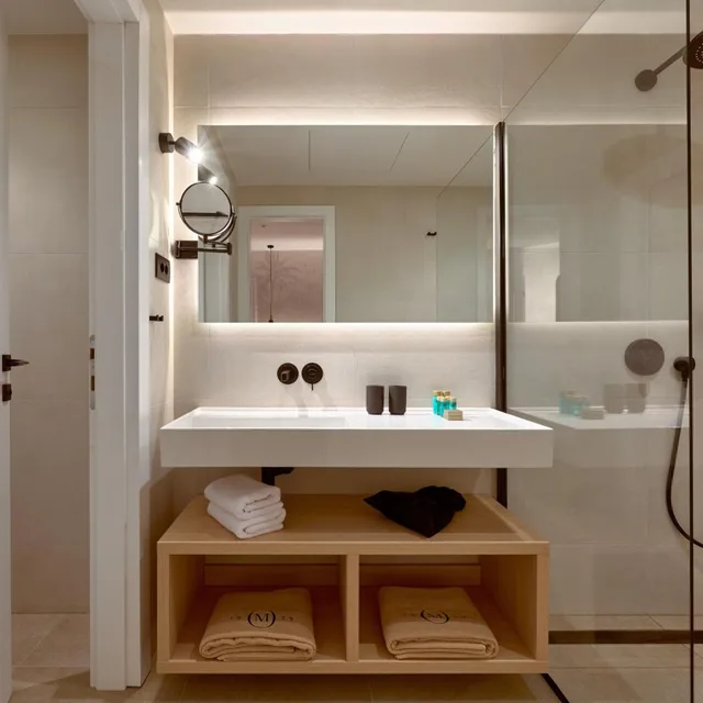 جناح بريميوم بإطلالة على البحر بشرفة، Hotel Moeesy Blue Green Oasis Ex Croatia Hotel Hvar 6/6