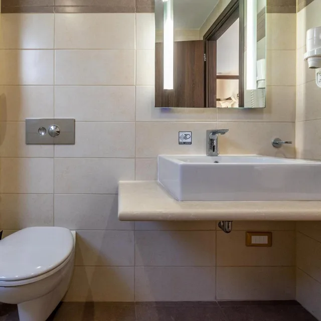 جناح بجاكوزي، Ladiko Suites 6/10