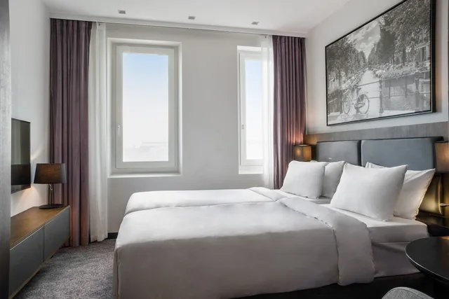 جناح استوديو سوبيريور بسرير كينج، Radisson Hotel and Suites Amsterdam South 1/6