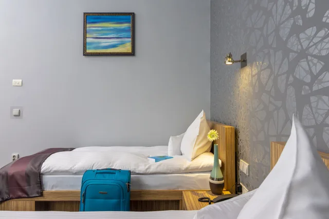 غرفة قياسية بسريرين منفصلين، West City Hotel Cluj Formely Best Western Plus Fusion Hotel 1/7