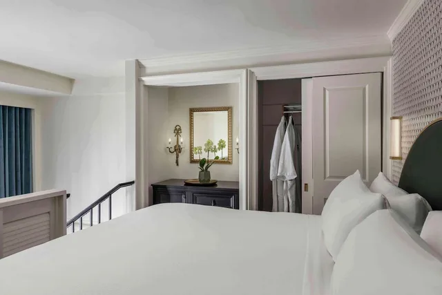 Grand, Loft, Superior, Suite, King Bed, City View, 2 Sofa, Balcony, Corner، Bourbon Orleans 1/5