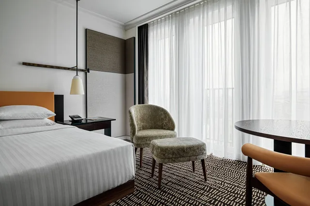 غرفة ديلوكس رباعية بسريرين مزدوجين، Berlin Marriott Hotel 2/6