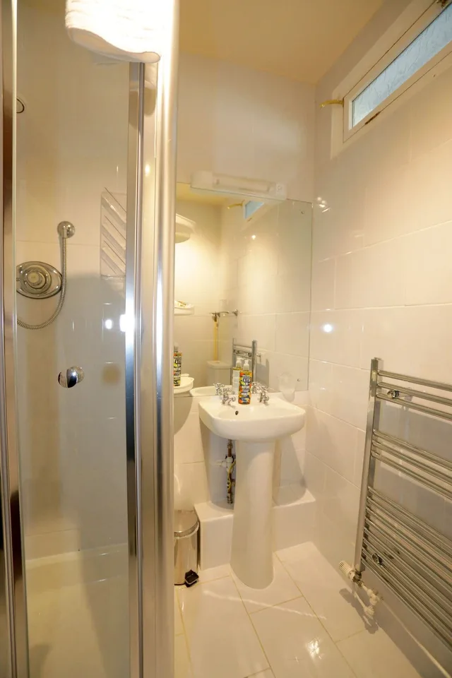 غرفة قياسية بسرير مزدوج، Bryn Woodlands House 7/9