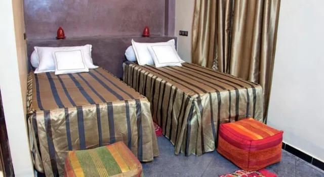 Room, Twin Beds, Azoul 6/8