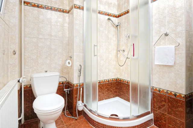 Junior Suite, Queen and Twin Beds, Pool Access, Hotel Aura Design & Garden Pool 4/8